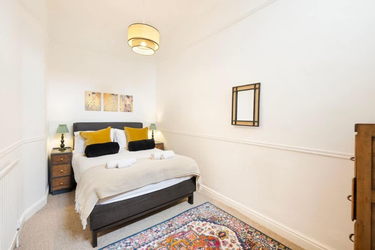 Spacious And Quiet Ground Floor Flat Bristol Esterno foto
